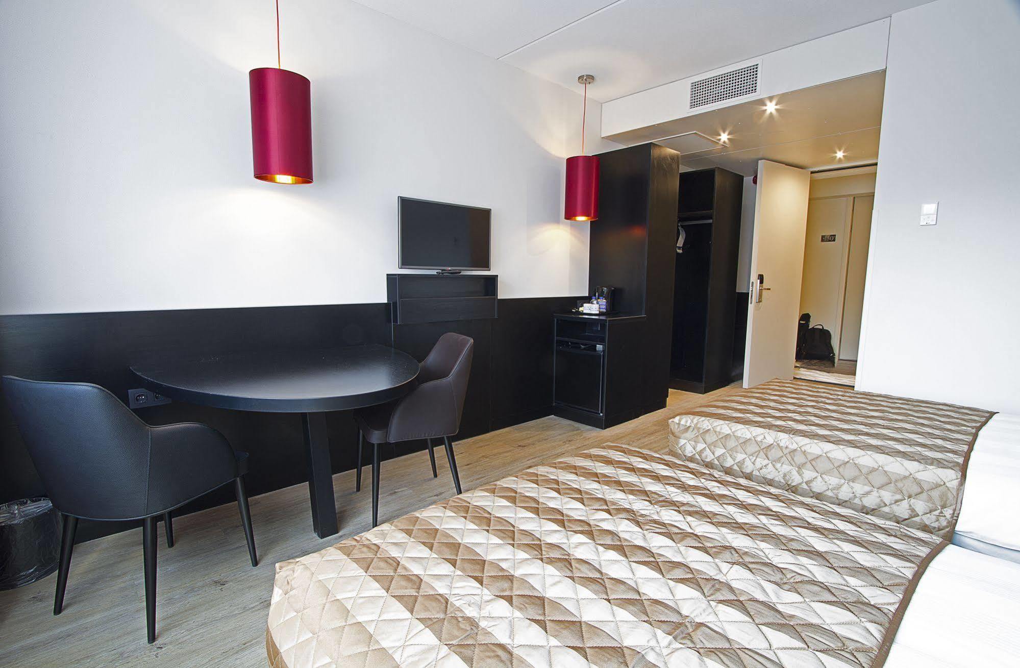 Bastion Hotel Eindhoven Waalre Εξωτερικό φωτογραφία